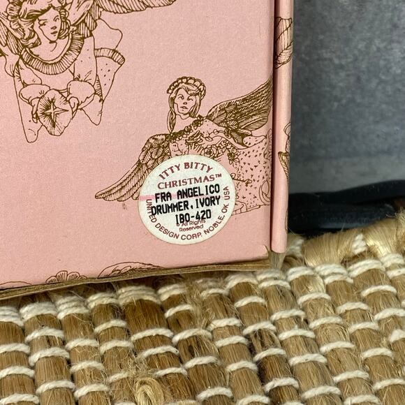 Vintage 1991 United Design Angels Collection Drummer Resin 9" Ornament w/ box - Picture 11 of 12